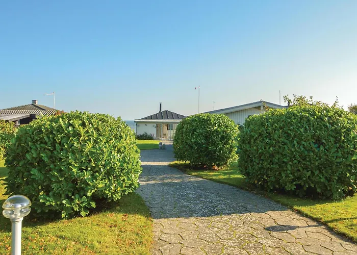 Three-bedroom In Hejls